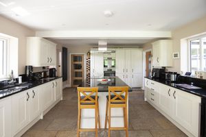 Kitchen- click for photo gallery